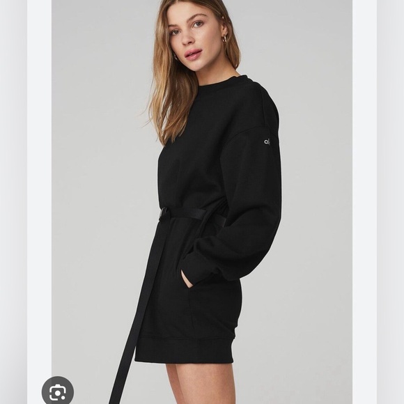 Alo Cityscape Belted Sweatshirt Dress XS BLack - Picture 2 of 8